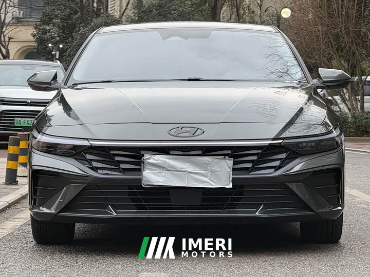 Hyundai Elantra 1.5L CVT Luxury
