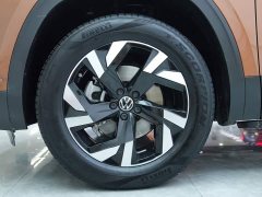 Volkswagen Touron 380TSI four-wheel drive luxury version - ფოტო 5