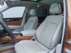 Volkswagen Touron 380TSI four-wheel drive luxury version - ფოტო 7
