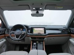 Volkswagen Touron 380TSI four-wheel drive luxury version - ფოტო 9
