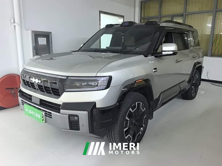 Fangchengbao Leopard 8 2025 Zhiyong flagship version 7 seats