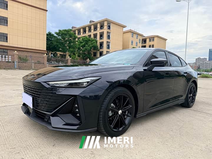 Changan UNI-V 1.5T premium