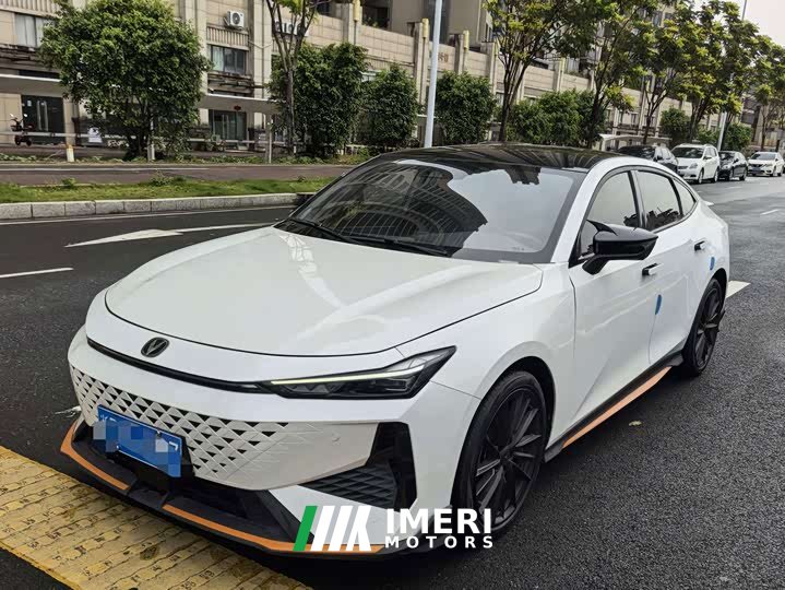 Changan UNI-V 2024 1.5T premium