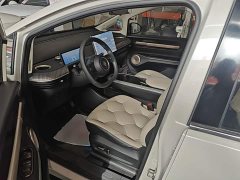 Baojun Yunduo 2023 460 Max - ფოტო 15