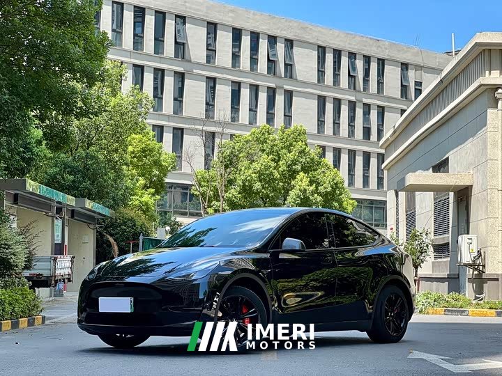 Tesla Model Y 2022 facelift rear-wheel drive version