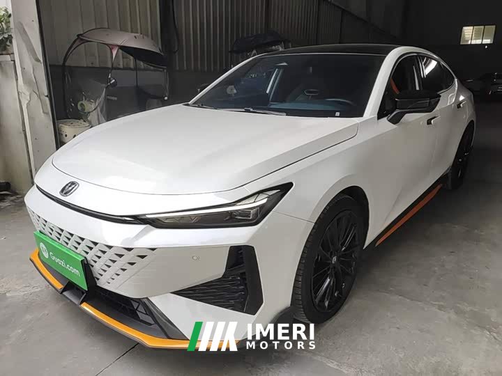 Changan UNI-V 2024 1.5T noble sports