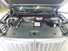 Hongqi HS6 PHEV 2026 220 four-wheel drive smart hybrid version - ფოტო 10