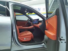Hongqi HS6 PHEV 2026 220 four-wheel drive smart hybrid version - ფოტო 8