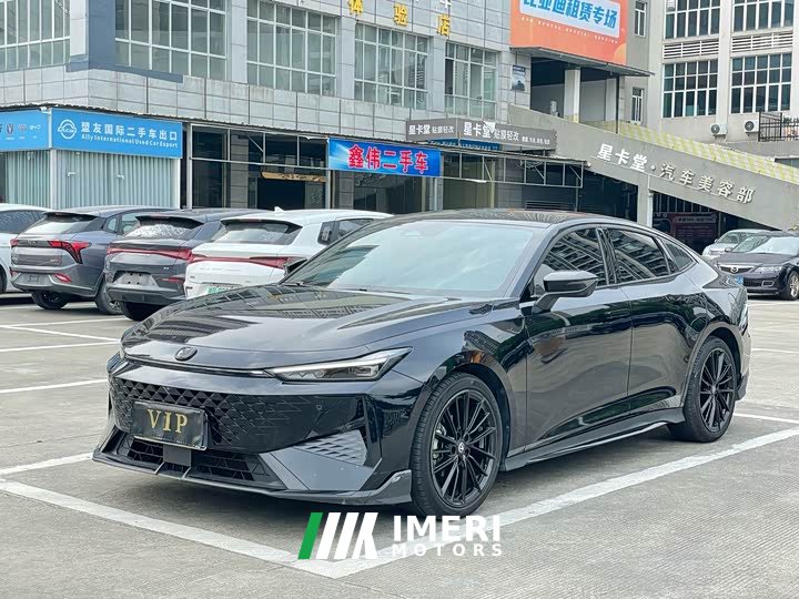 Changan UNI-V 1.5T noble sports