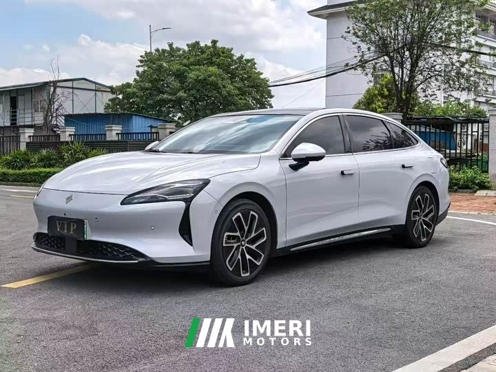 Baojun Xiangjing pure electric 600km luxury version