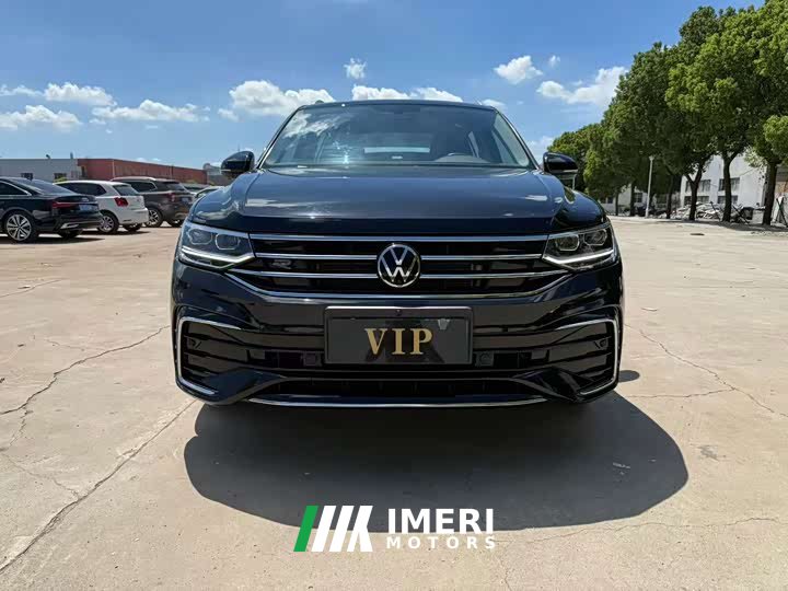 Volkswagen Tiguan L 2023 330TSI automatic two-wheel drive R-Line version