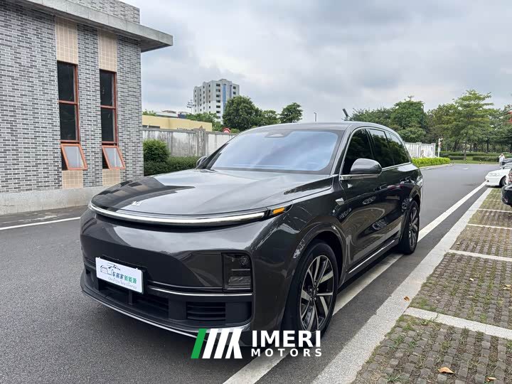 Li Auto Ideal L8 Pro