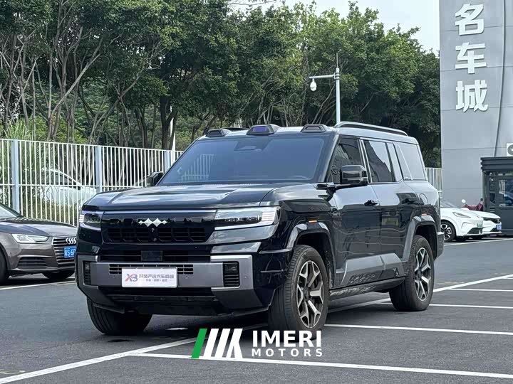 Fangchengbao Leopard 8 Zhiyong flagship version 7 seats