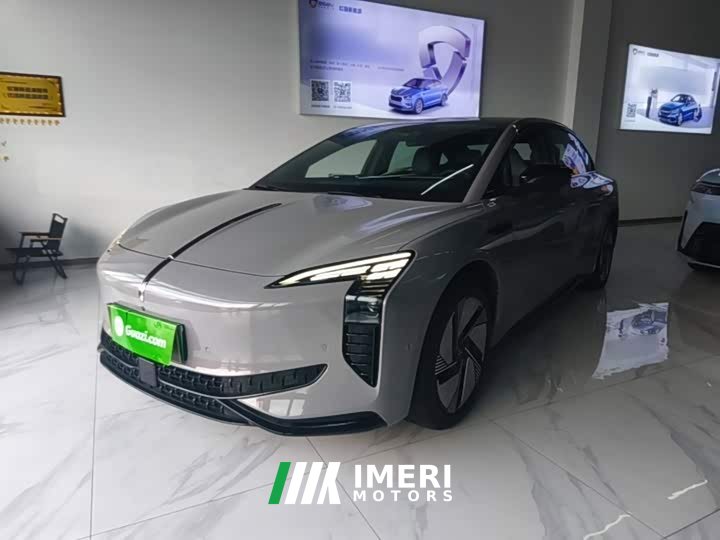 Hongqi EH7 640 four-wheel drive smart selection version