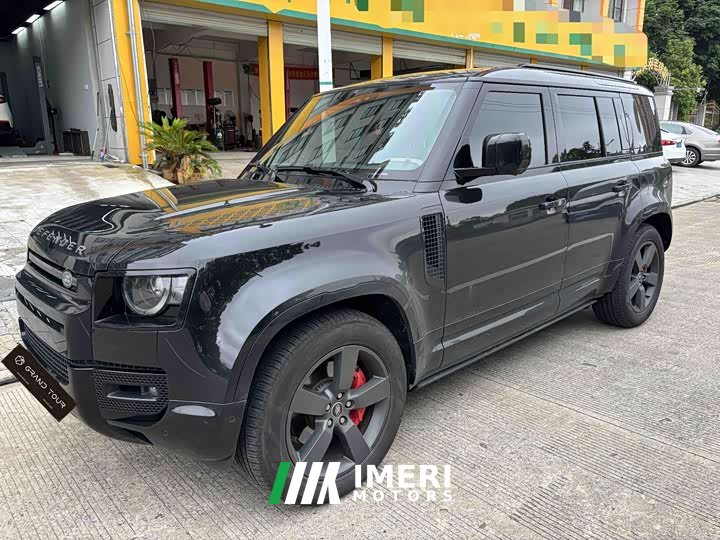 Land Rover Defender 110 3.0T P400 X-Dynamic HSE