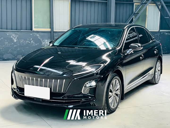 Hongqi E-QM5 500km travel version