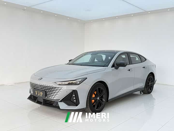 Changan UNI-V 1.5T premium