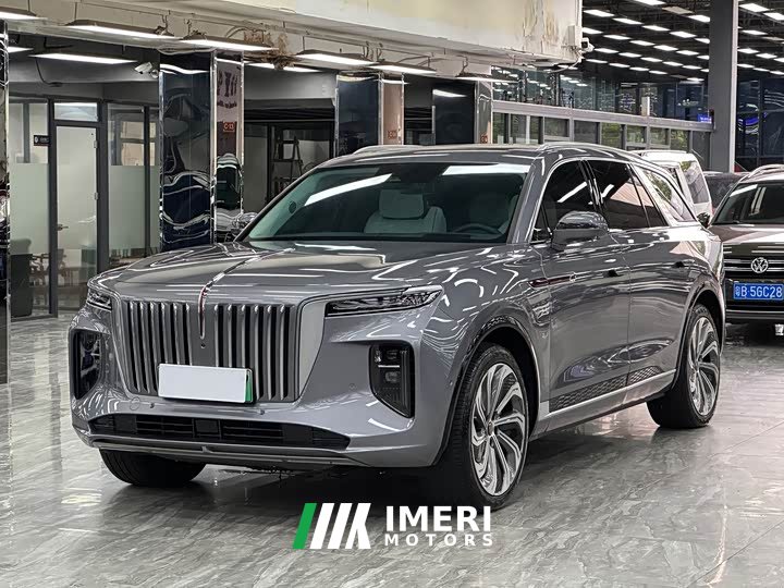 Hongqi E-HS9 660km flag collar version four seats