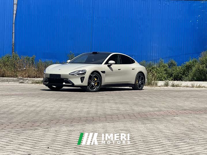 Xiaomi SU7 rear-wheel drive ultra-long battery life high-end smart driving Pro version