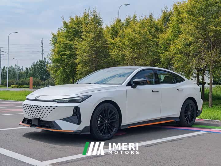 Changan UNI-V 1.5T noble sports