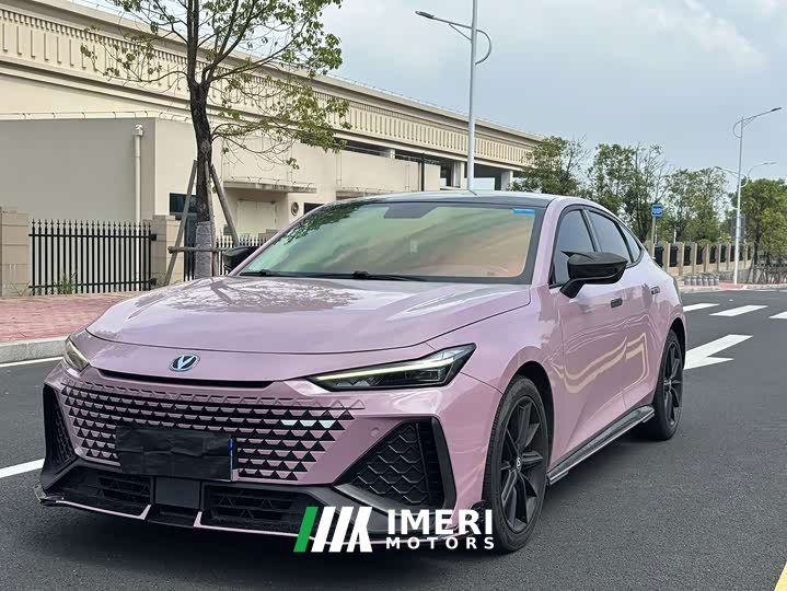 Changan UNI-V 1.5T premium