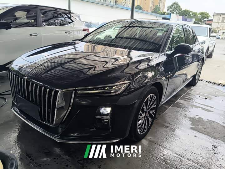 Hongqi H5 2.0T automatic smart connected flag version