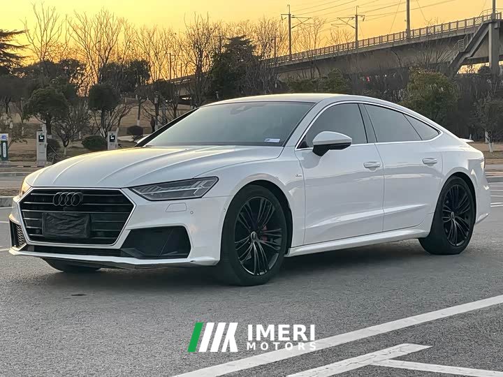 Audi A7 2023 45 TFSI Premium Selection