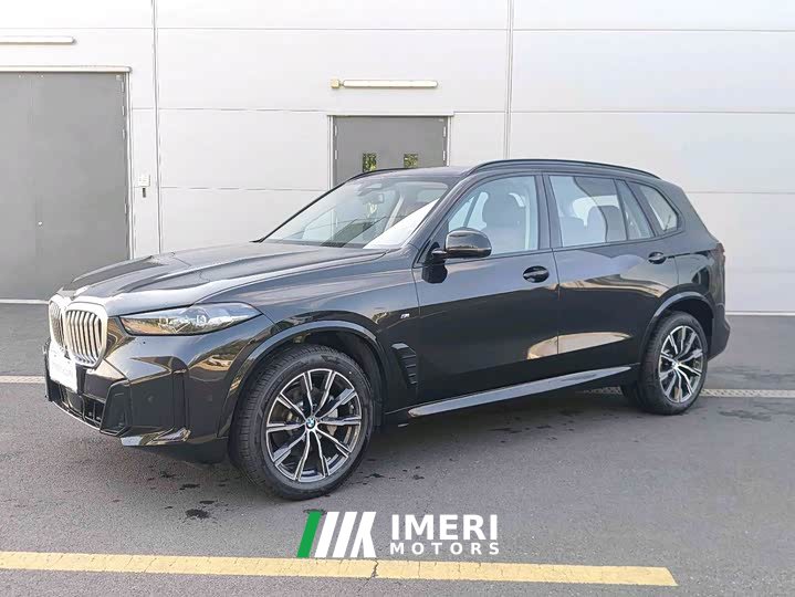BMW X5 xDrive 30Li M Sport Midnight Edition Package