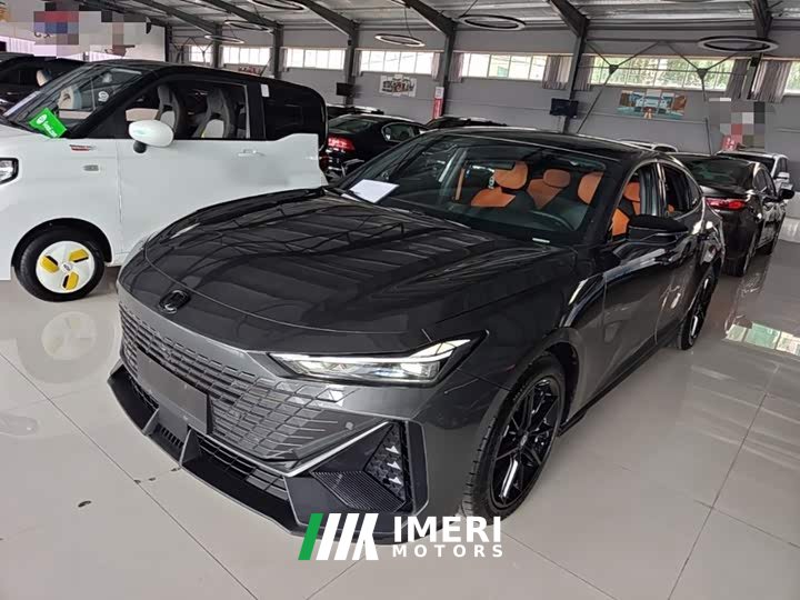 Changan UNI-V 2022 1.5T premium