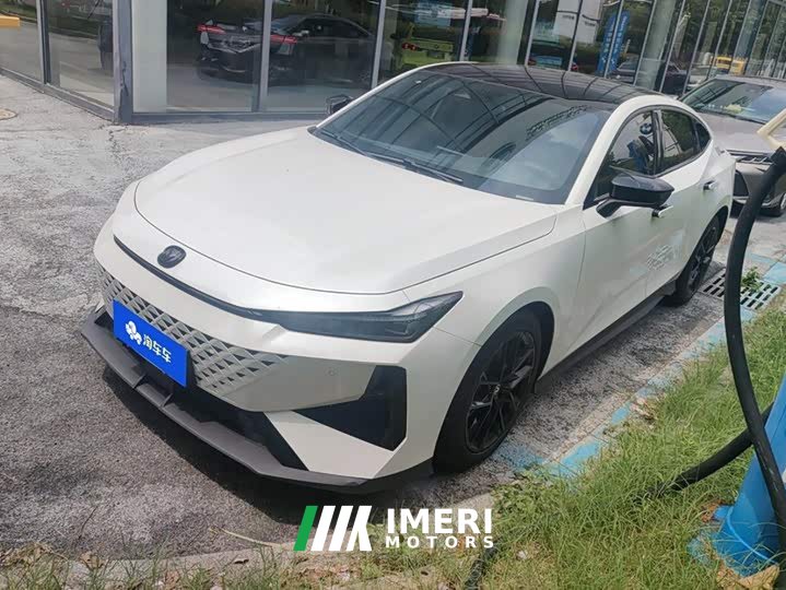 Changan UNI-V 1.5T premium