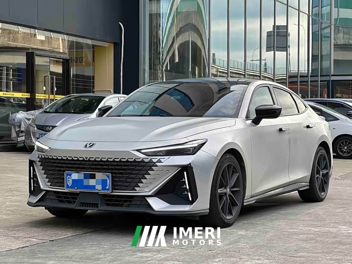 Changan UNI-V 2022 1.5T premium