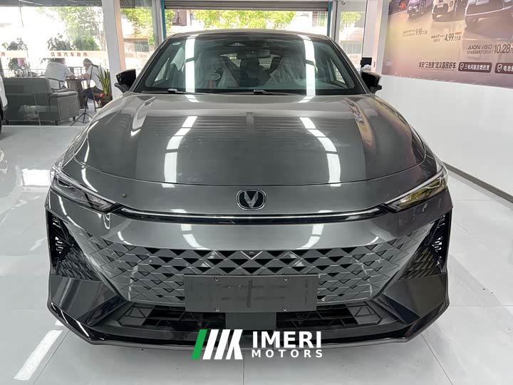 Changan UNI-V 1.5T Premium Sport