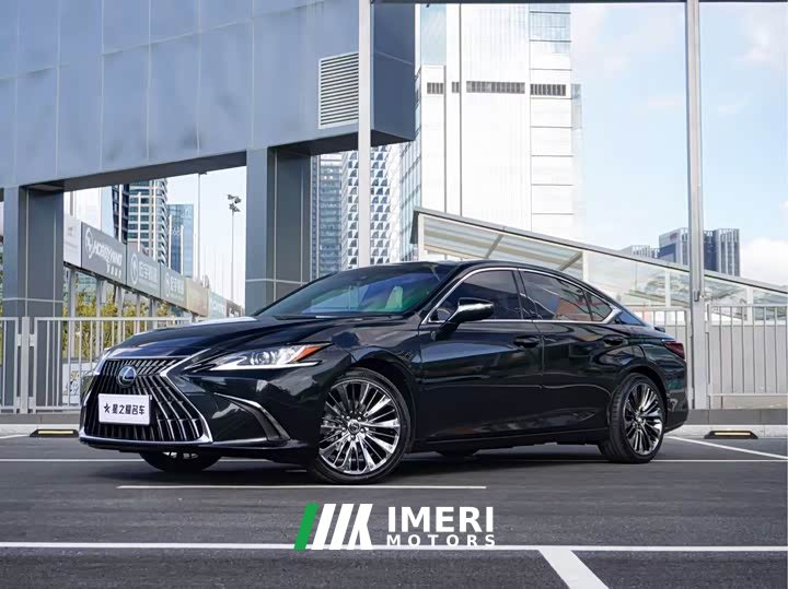 Lexus ES 2022 300h Excellence Edition - ავტომობილი ჩინეთიდან
