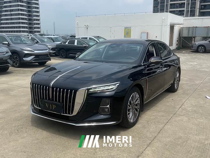 Hongqi H5 2.0T automatic smart connected flag version