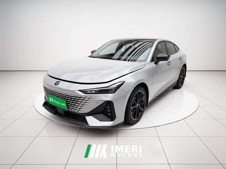 Changan UNI-V 1.5T premium