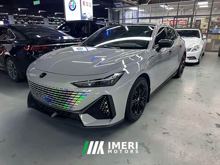 Changan UNI-V 1.5T premium