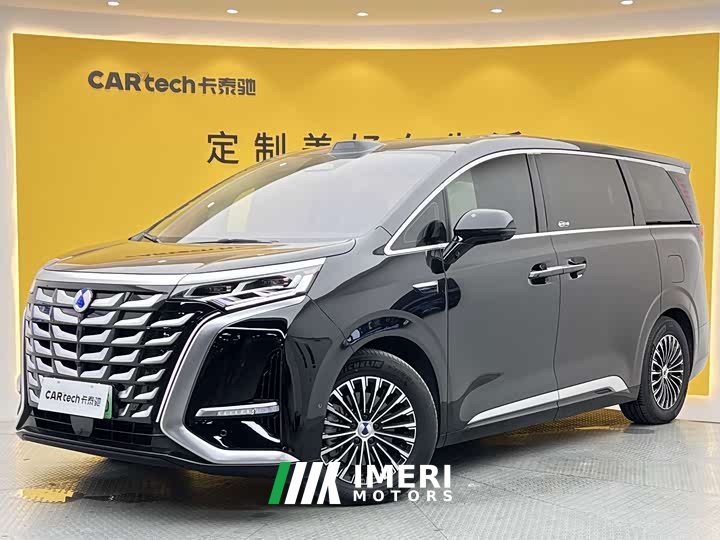 Denza D9 DM-i smart driving version 1020 four-wheel drive flagship