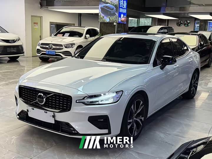 Volvo S60 2025 B5 Zhiya Sports Edition