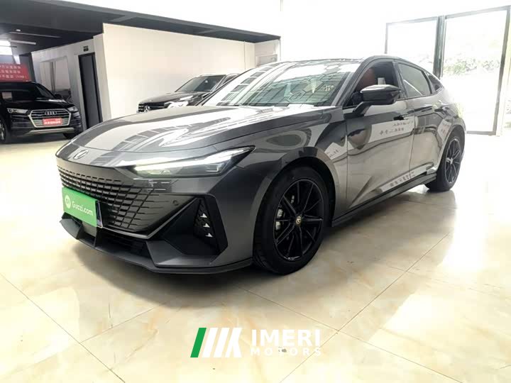 Changan UNI-V 1.5T Premium Version