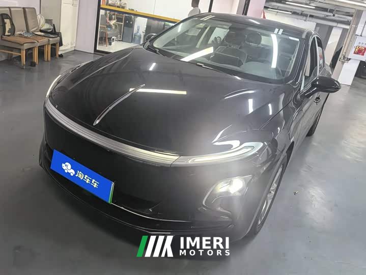 Hongqi E-QM5 610km PLUS