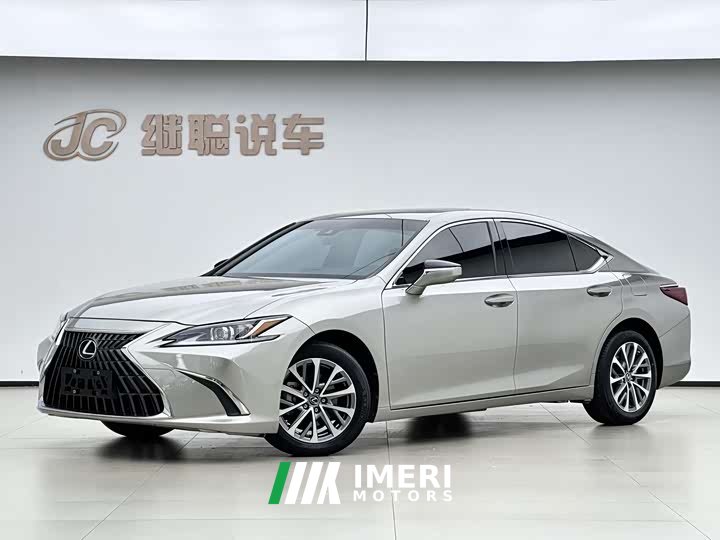 Lexus ES 260 Excellence Edition
