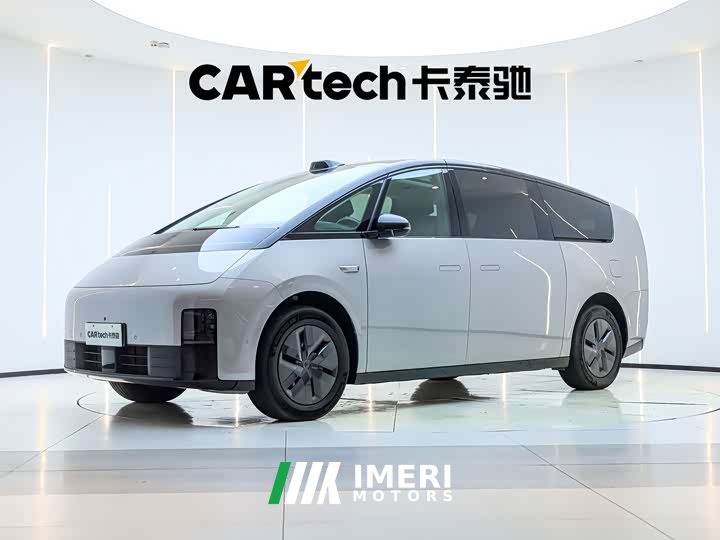Li Auto MEGA Ultra