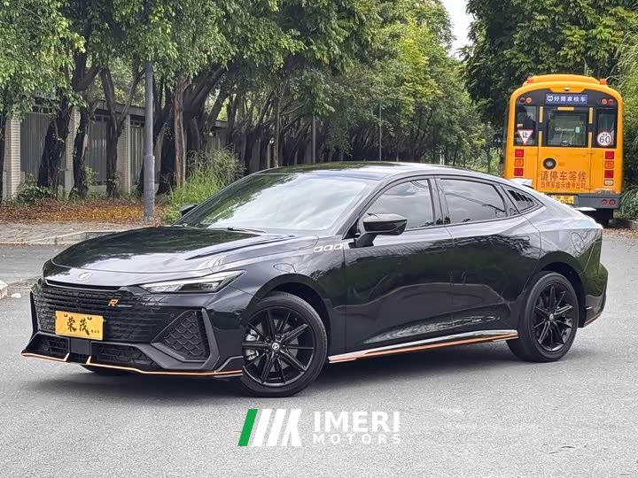 Changan UNI-V 2.0T Edition