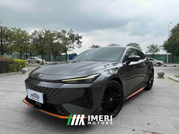 Changan UNI-V 1.5T Premium Version