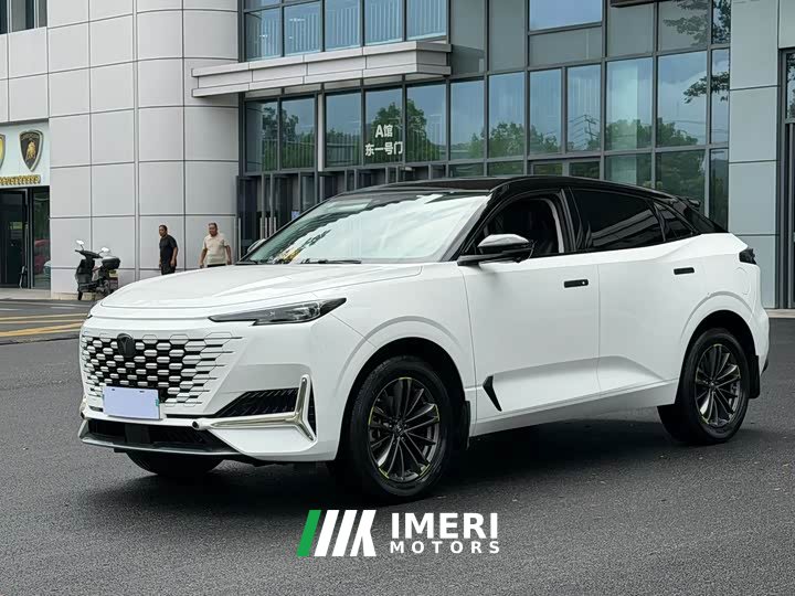 Changan UNI-K 2.0T Luxury Version