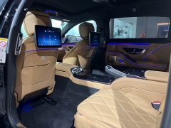 Maybach S-Class S 680 4MATIC Virgil Abloh Limited Edition - фото 18