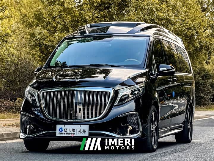 Mercedes-Benz V-Class V 260 L Long Wheelbase Luxury Edition
