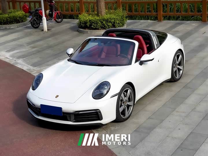 Porsche 911 Targa 4 3.0T