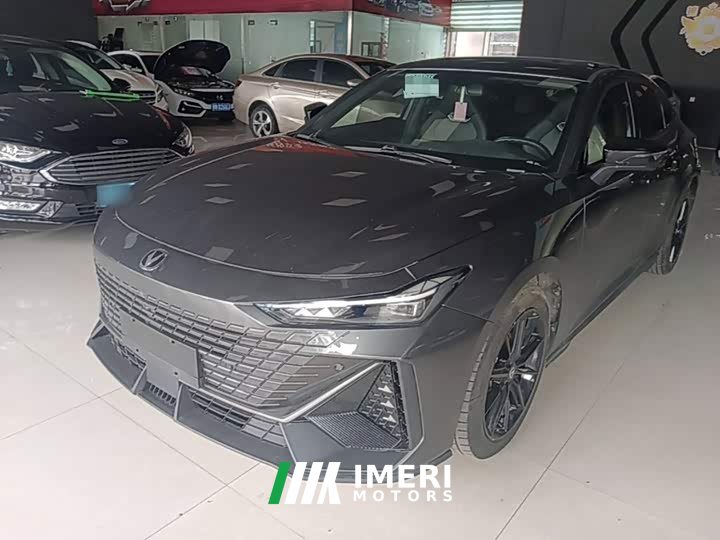 Changan UNI-V 1.5T Deluxe Version