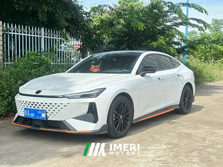 Changan UNI-V 1.5T Premium Version